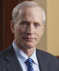 Yale SOM dean Snyder