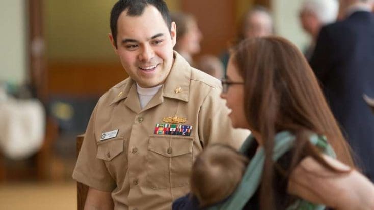 Tuck school welcomes military veterans